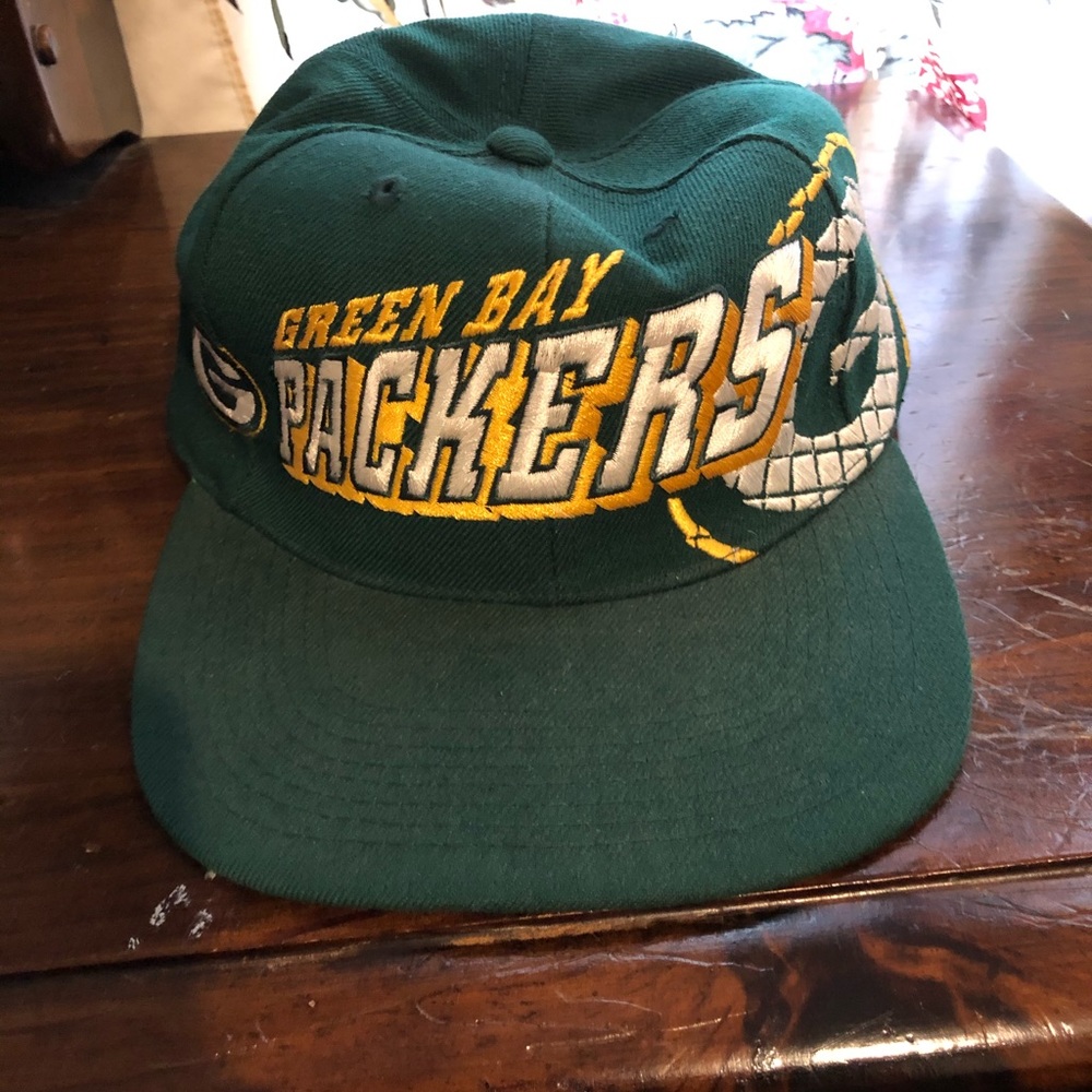 SALE❗️3/$12 Vintage Green Bay Packers cap